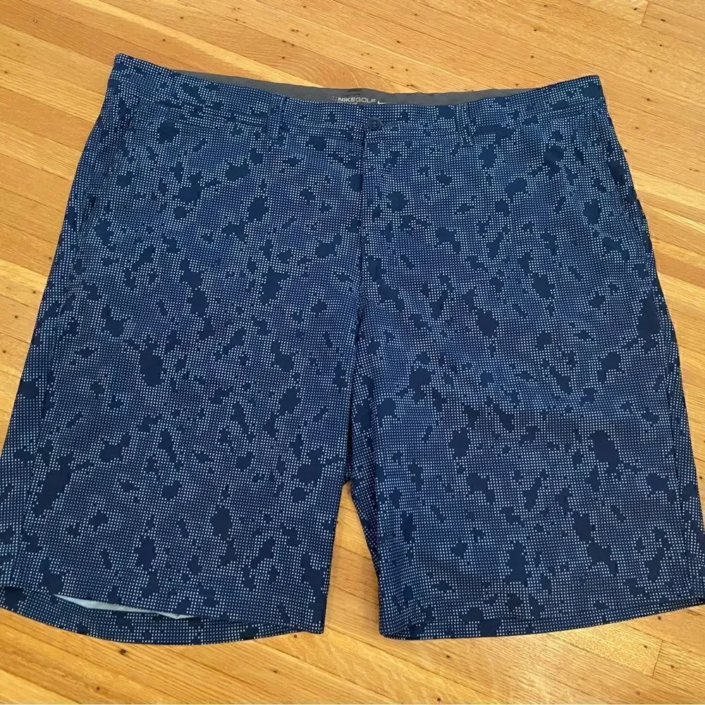 Nike Golf Modern Fit Drifit navy pattern men’s shorts
